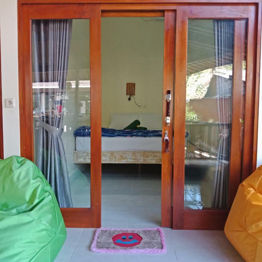 Backpackers Home Amed מראה חיצוני תמונה
